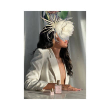 Load image into Gallery viewer, Kelly + Jones - Mezcal Perfume Oil: Flora
